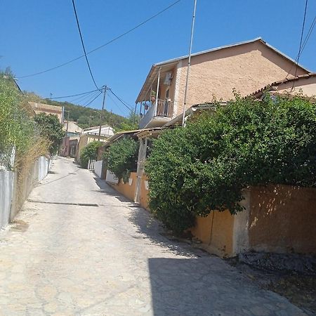 Villa Angela, Traditional Villa In The Village Agios Ioannis Peristeron  Exterior photo