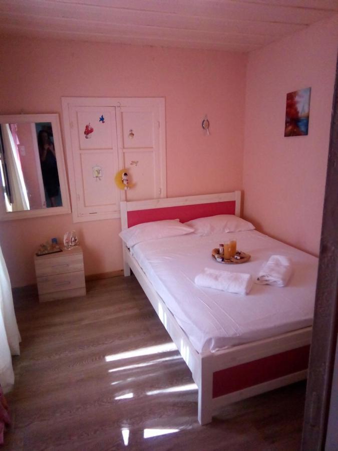 Villa Angela, Traditional Villa In The Village Agios Ioannis Peristeron  Exterior photo